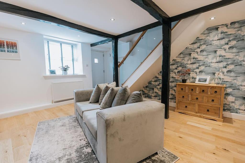 Ford Gate - Modern Luxury Cottage Based In Холмфирт Екстериор снимка