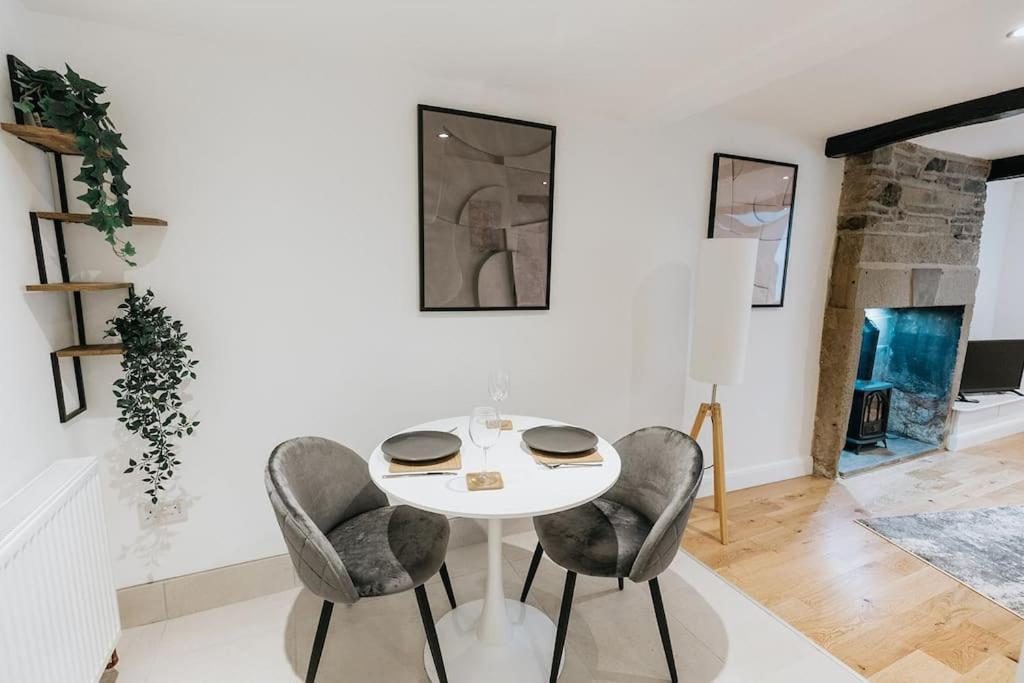 Ford Gate - Modern Luxury Cottage Based In Холмфирт Екстериор снимка